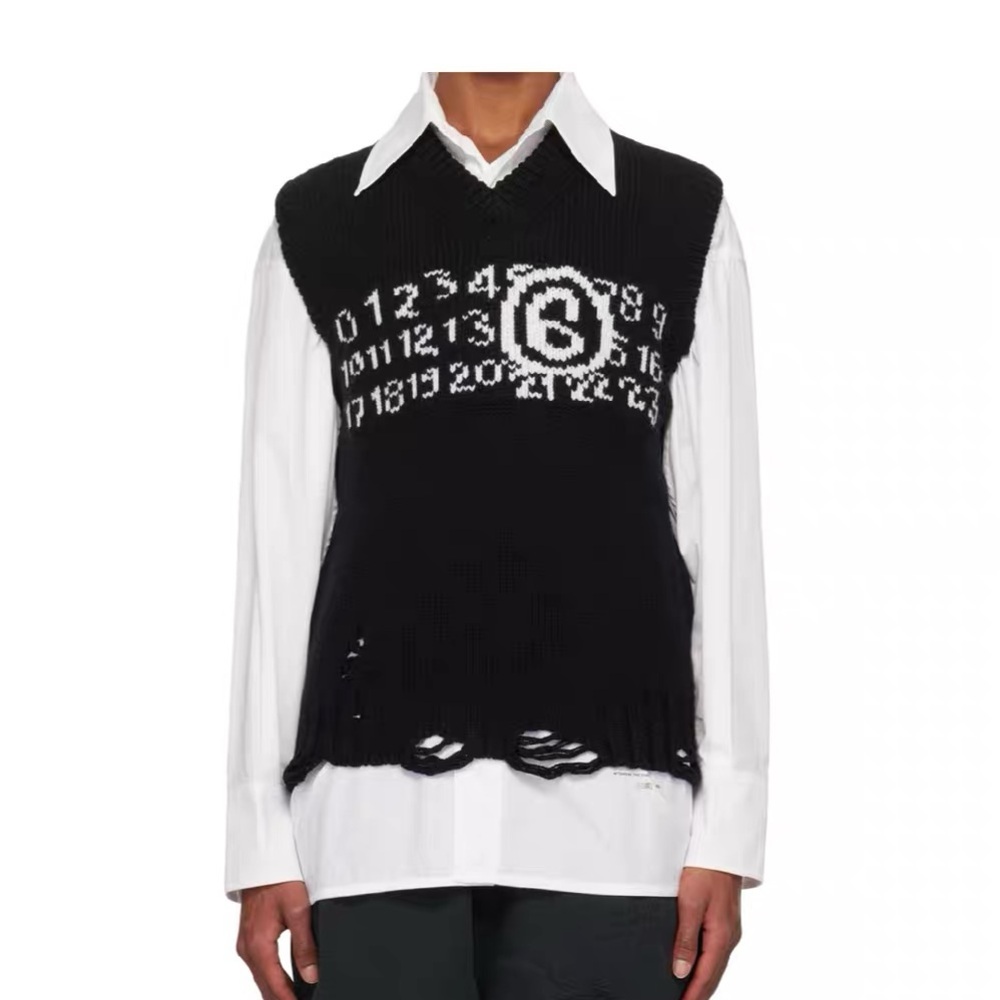 Authentic MM6 Maison Martin Margiela Black and White Knit Vest